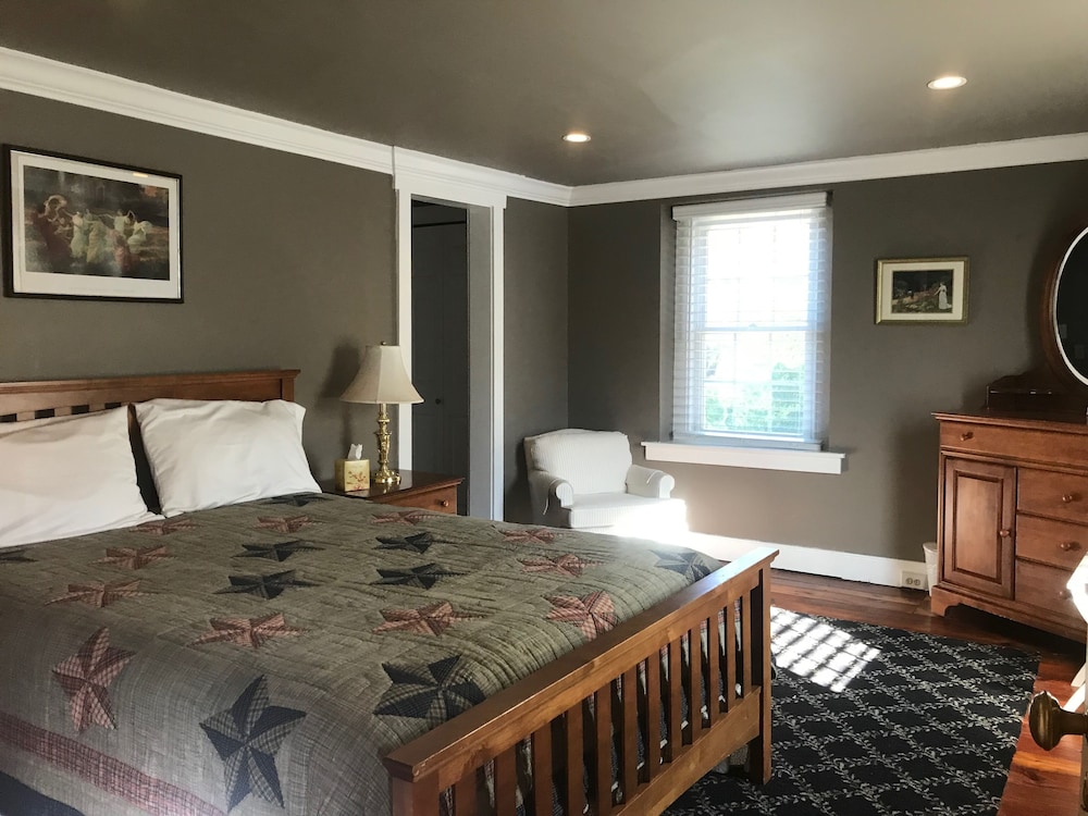 Stottsville Inn - photo 28