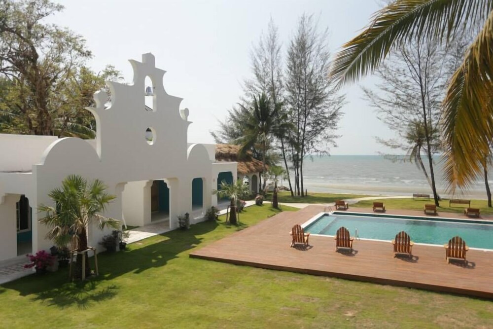 Meet The Sea Resort — hotel in Khlong Yai