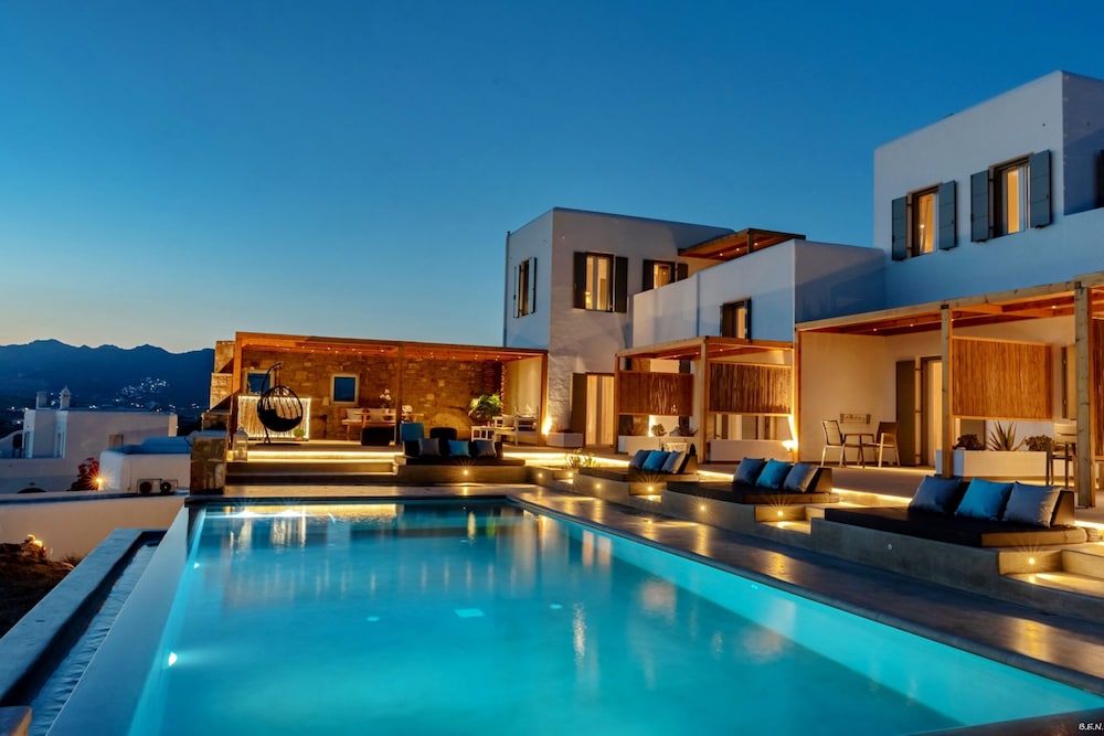 Casa di Pietra Mykonos — 4-Star Luxury Hotel in Mykonos, Greece