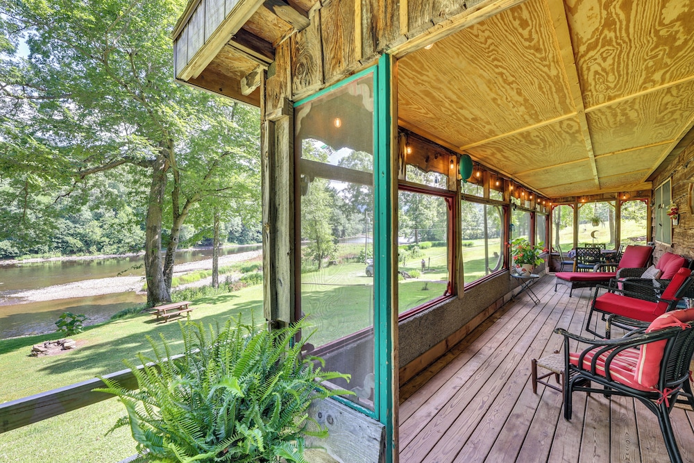 Charming Parsons Cabin With Grill On The Cheat River 17239871 — Parsons