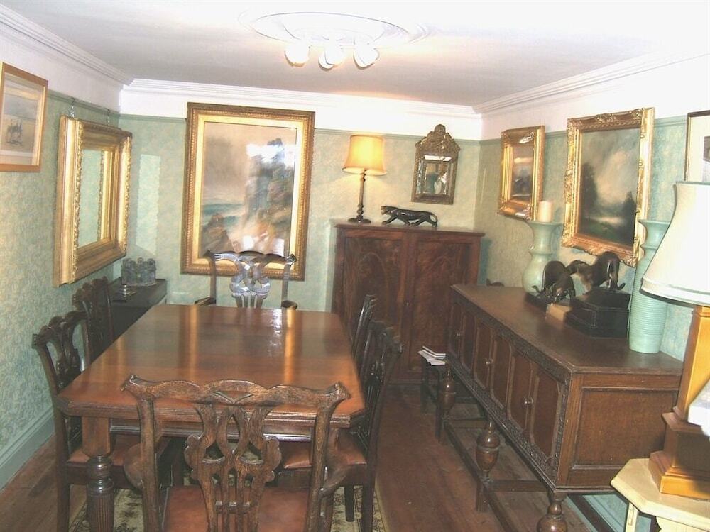 Sea View B&B — 4-Star Luxury Hotel in Minehead, United Kingdom