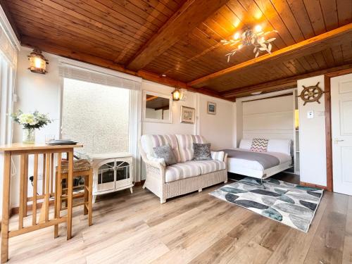 Little Penkernick Newlyn with parking in Penzance, United Kingdom