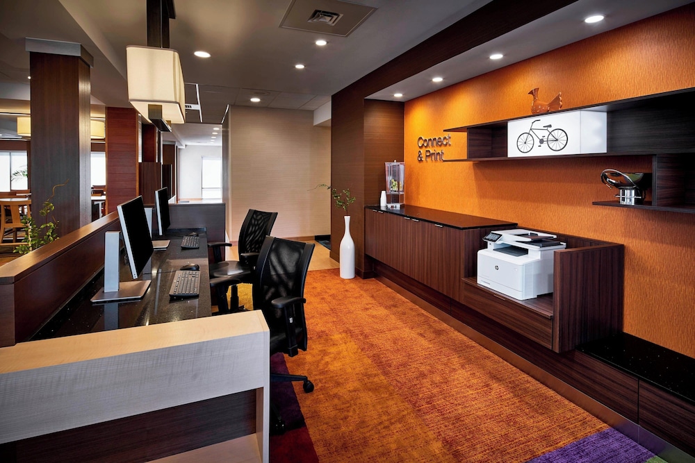Fairfield Inn & Suites by Marriott Alexandria - photo 13