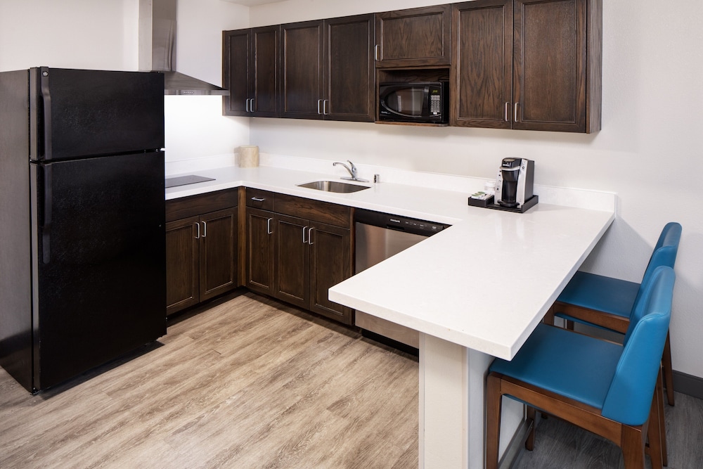 Holiday Inn Express & Suites Los Alamos Entrada Park by IHG - photo 18