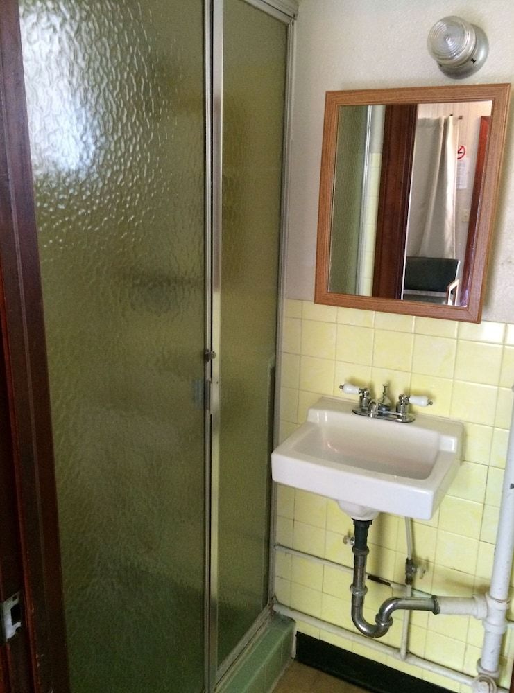 Maples Motel - photo 5