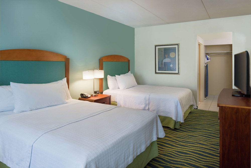 Homewood Suites by Hilton Virginia Beach Norfolk Airport - photo 9