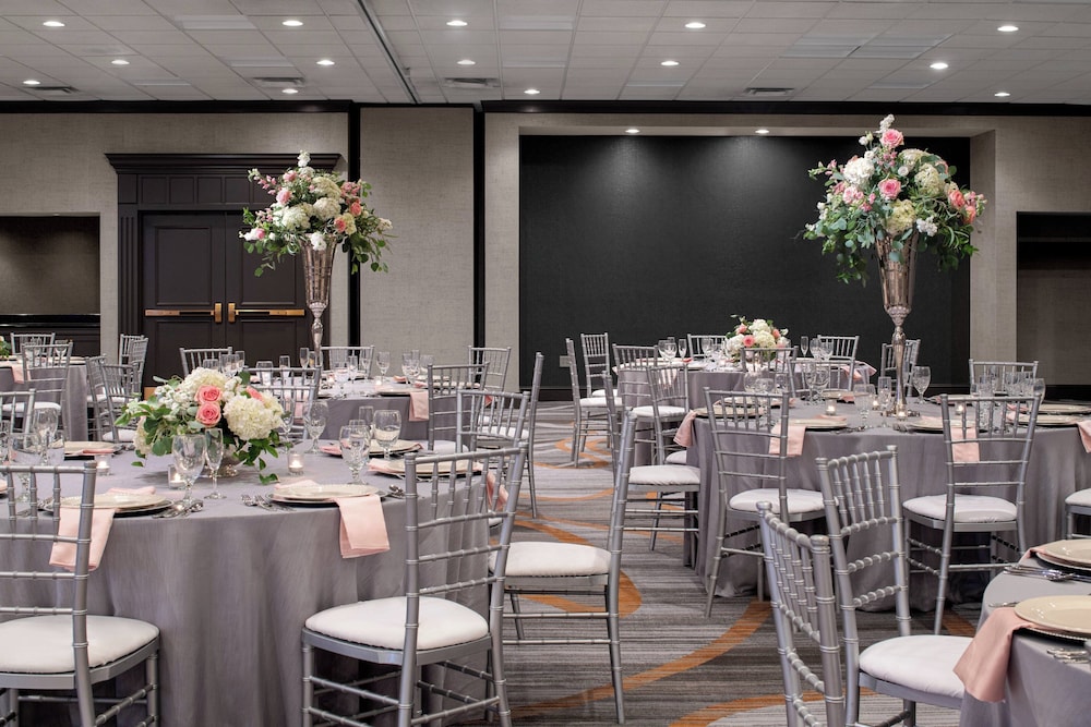 Pittsburgh Marriott North - photo 37