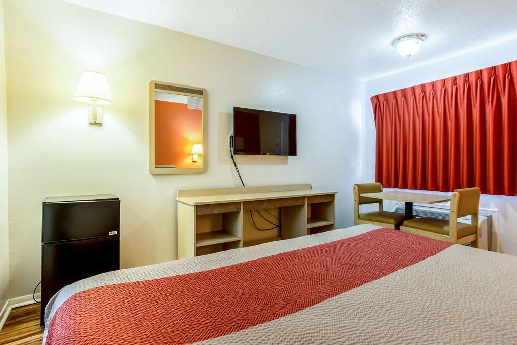 Motel 6 East Ridge TN - photo 9