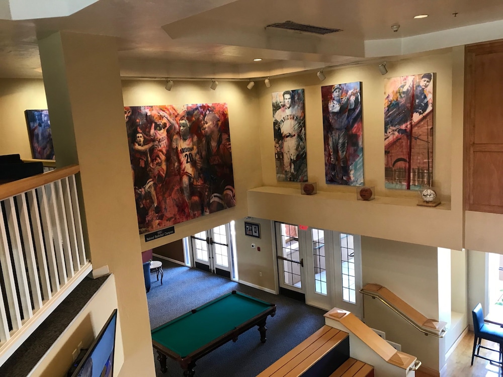 Hilton Vacation Club Varsity Club Tucson - photo 42