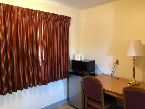 Monticello Motel - photo 22