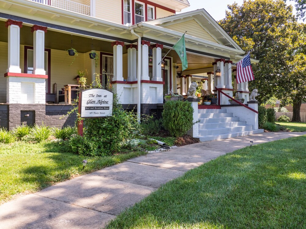 The Inn at Glen Alpine - photo 68
