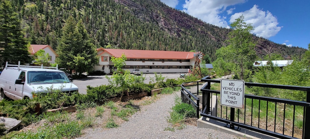 Hot Springs Inn - photo 54