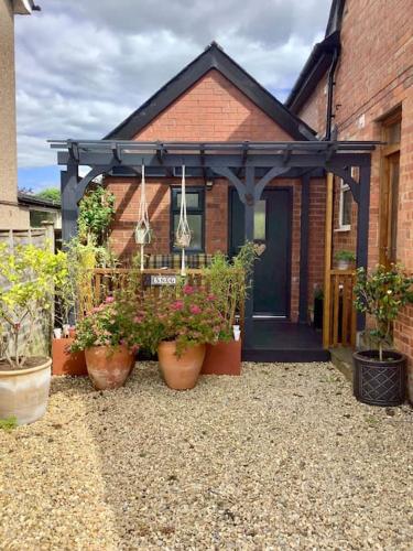 The Snug in Cheltenham Leckhampton A Cosy & Unique Space in Cheltenham, United Kingdom