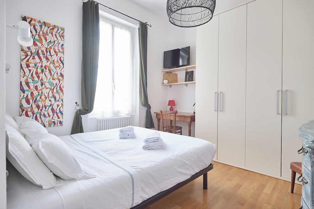 Casa Nina — 4-Star Luxury Hotel in Albenga, Italy