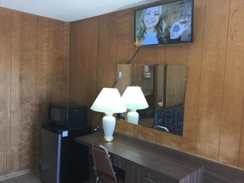 Towne Center Motel - photo 16
