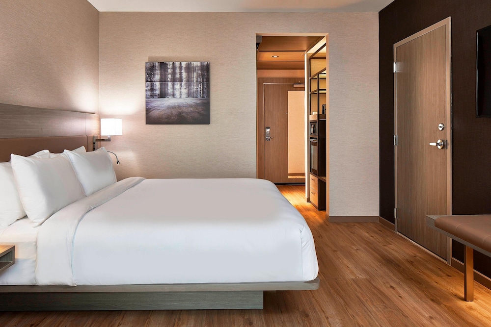AC Hotel by Marriott Cleveland Beachwood - photo 6