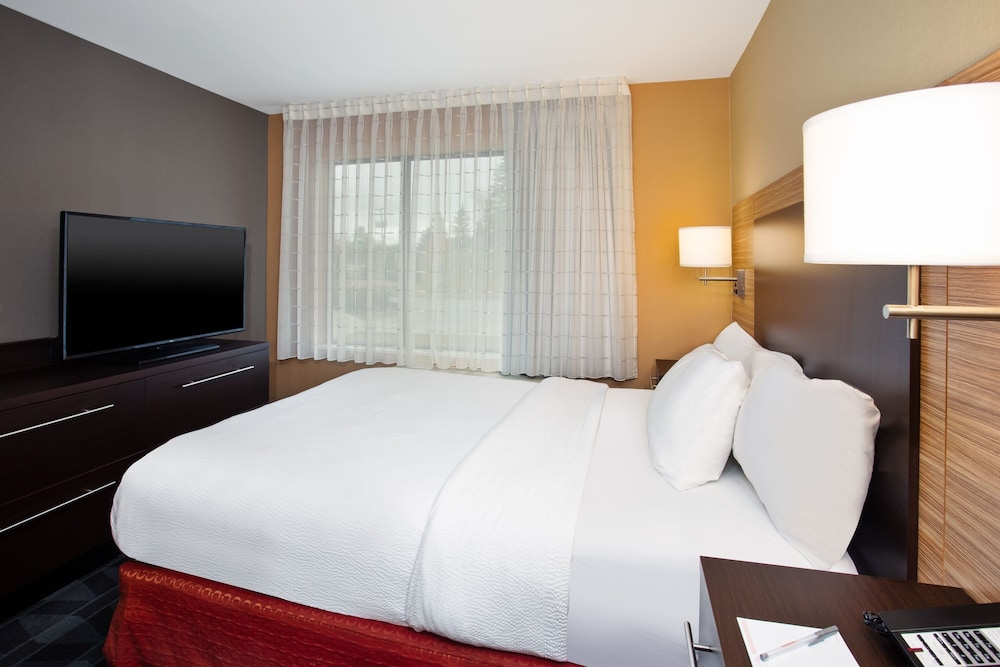 TownePlace Suites by Marriott Detroit Belleville - photo 14