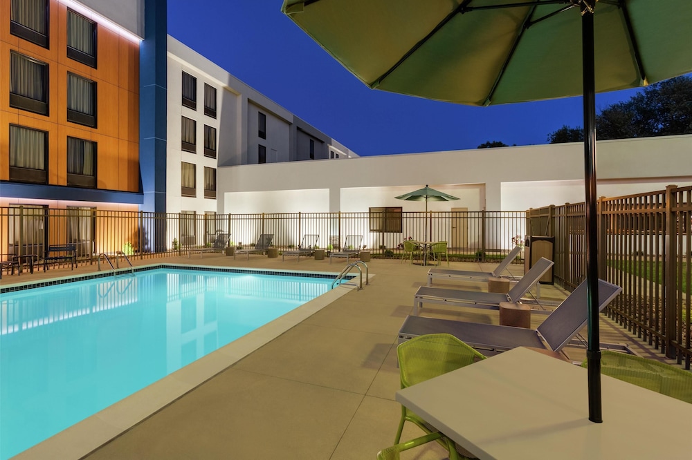 Hampton Inn Hagerstown - photo 19