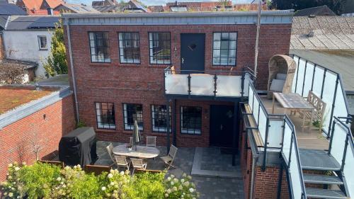 Loftwohnung 2 Simmerdeis an der Gracht — 4-Star Luxury Hotel in Friedrichstadt, Germany