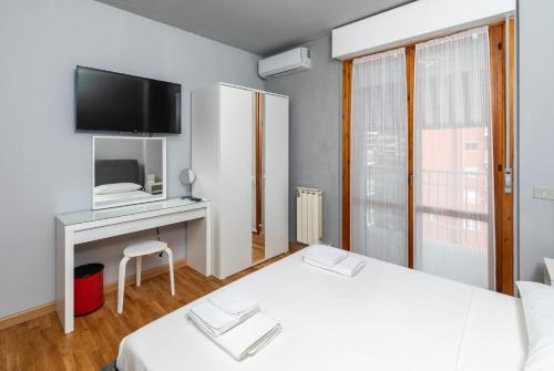 Apartment Forum V — 4-Star Luxury Hotel in Assago, Italy