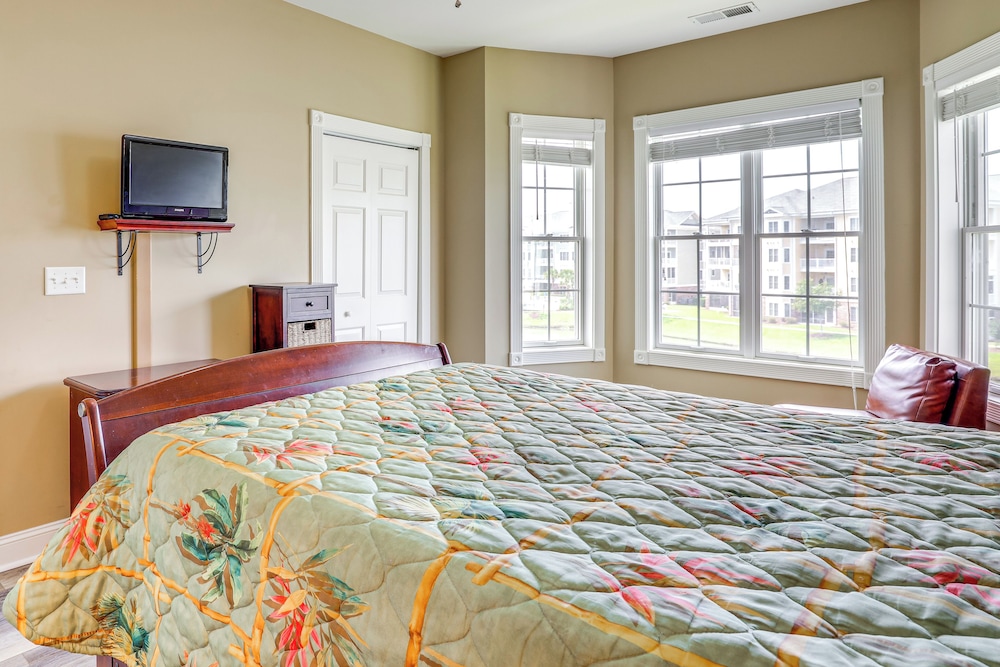 3 Mi to Ocean: Resort Condo in Myrtle Beach - photo 11