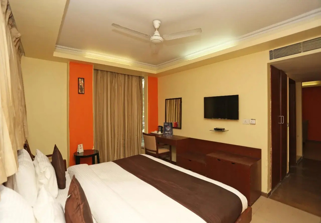 ZO Rooms Green Park Delhi in Delhi, India