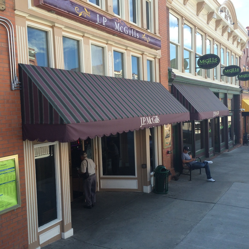 Midnight Rose & McGills Hotel & Casino - photo 32
