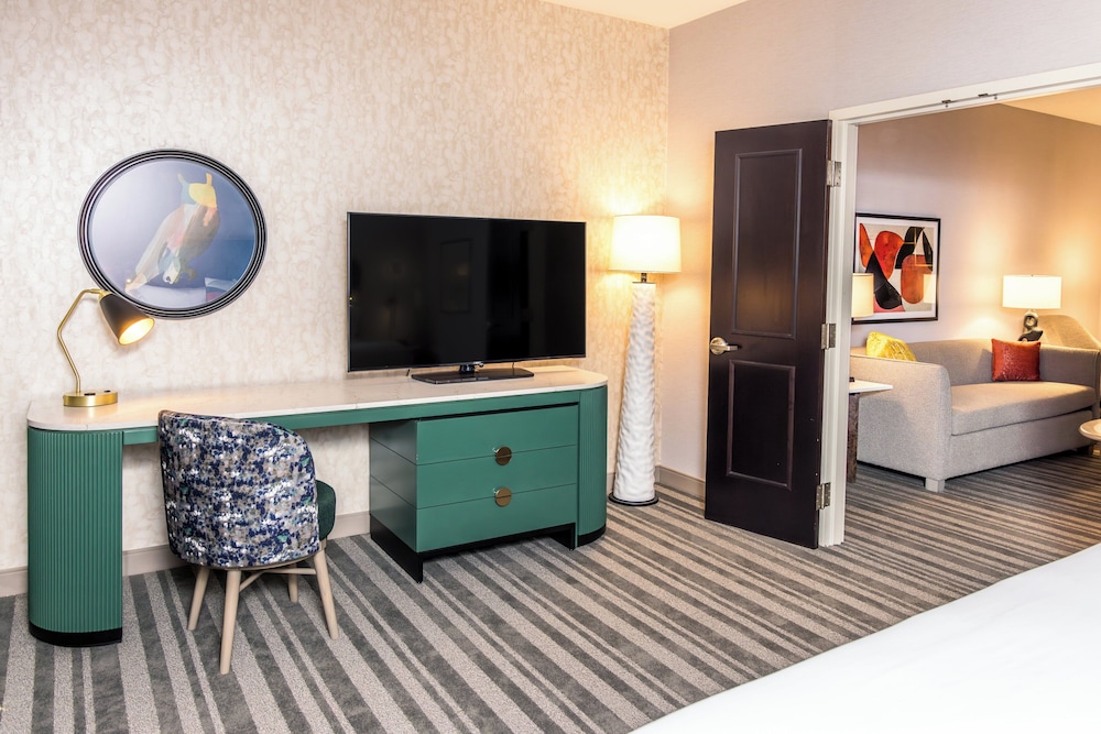 voco The Clair Cincinnati Downtown by IHG - photo 8