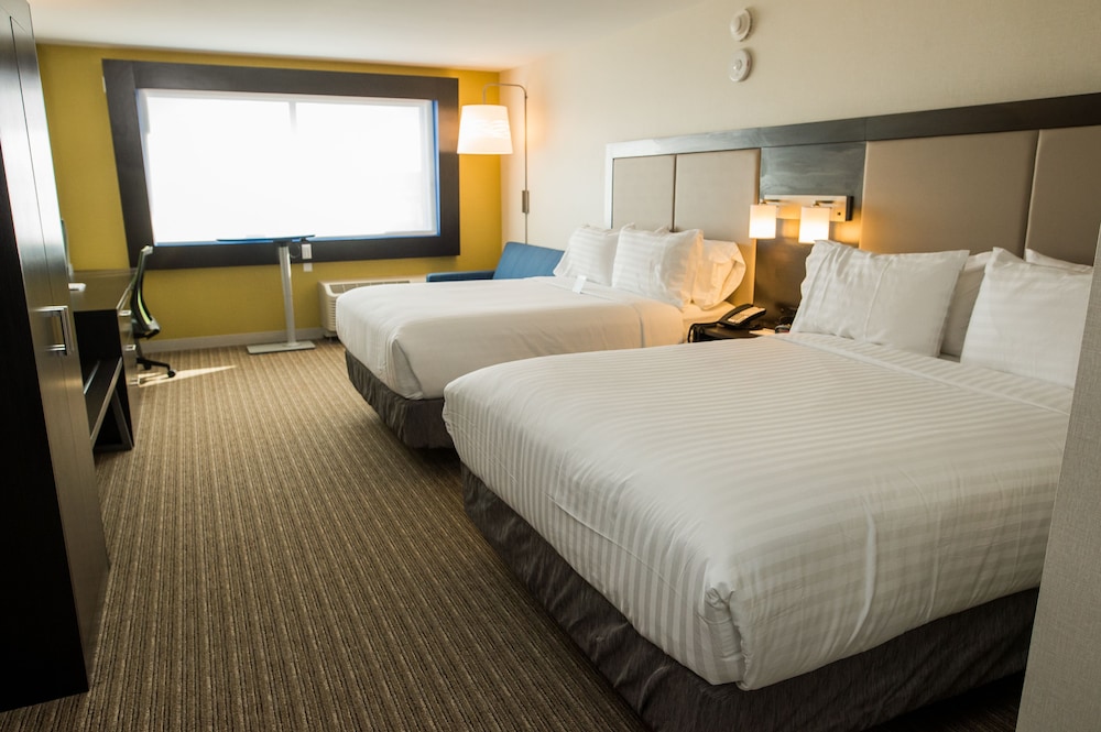 Holiday Inn Express & Suites Marietta by IHG - photo 17