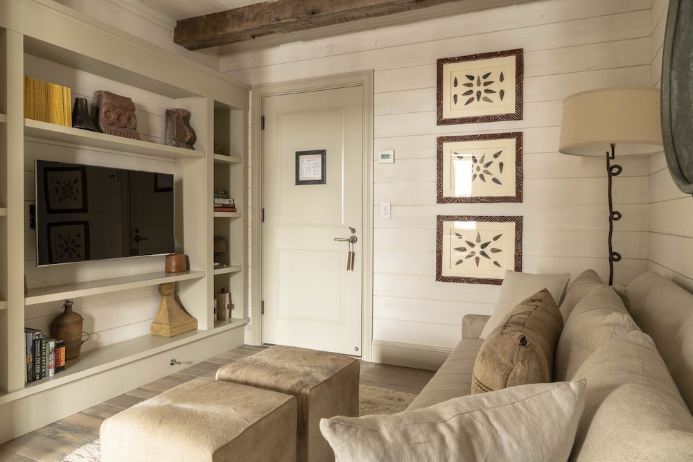 Eleven Scarp Ridge Lodge - photo 27