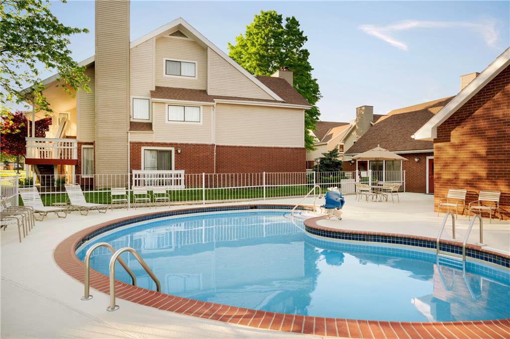 Hawthorn Suites by Wyndham Tinton Falls - photo 6