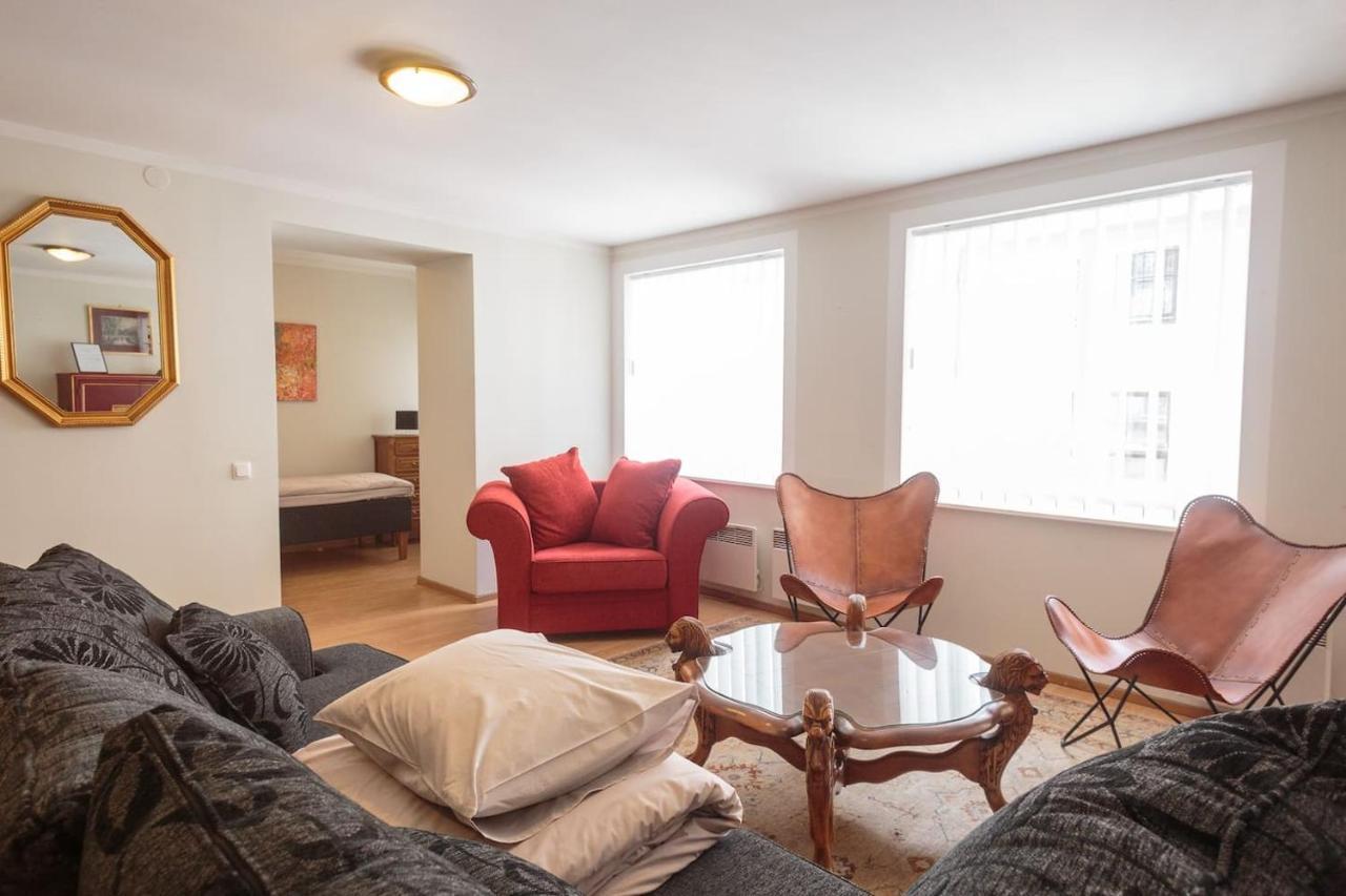 3 bedroom unique apartment in Old Town