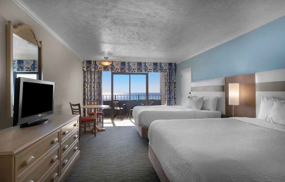 Ocean Reef Resort - photo 12