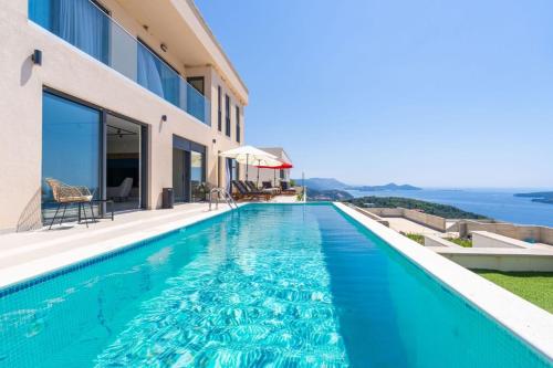 Green Horizon Sea Views Villa — 4-Star Luxury Hotel in Dubrovnik, Croatia