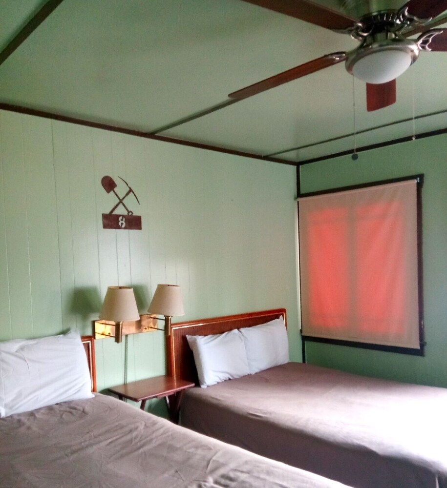 Panamint Springs Resort - photo 38