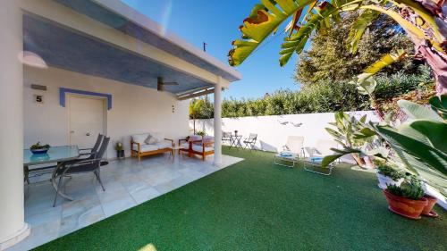 Villa Juan Miguel by Family Homes — 4-Star Luxury Hotel in Denia, Spain