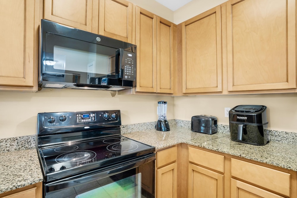 Palms Resort #2210 Jr 2BR - photo 10
