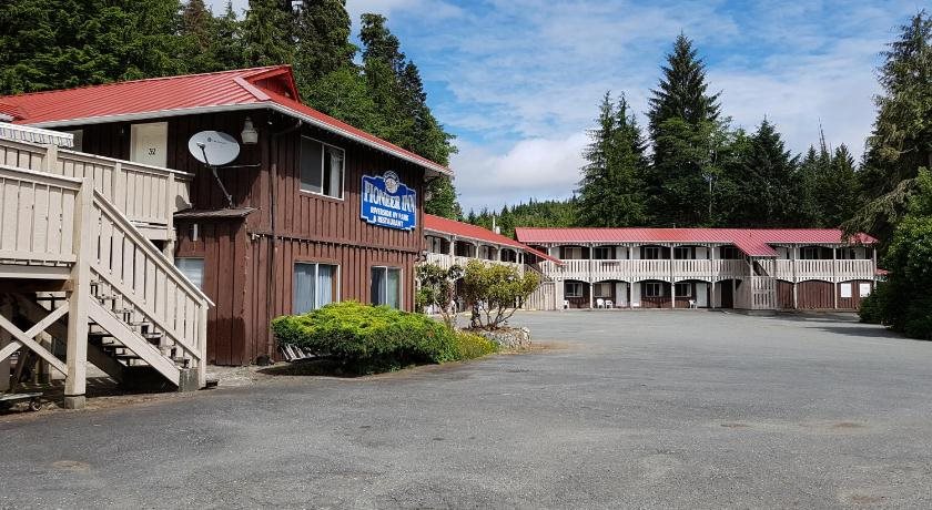 Pioneer Inn by the River — hotel near Port Hardy Airport
