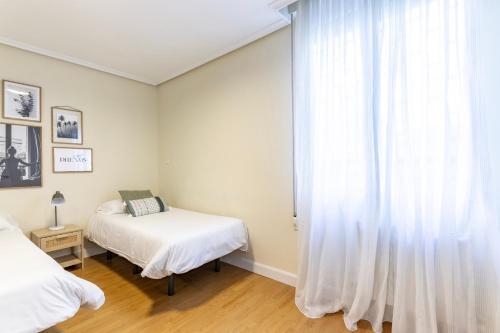 AkomodaT en apartamento en el centro de Bilbao con parking — 4-Star Luxury Hotel in Bilbao, Spain