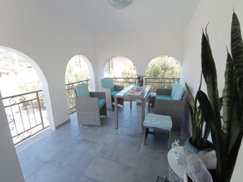 Casa Antonella a due passi dalla spiaggia Total relax — 4-Star Luxury Hotel in Solanas, Italy