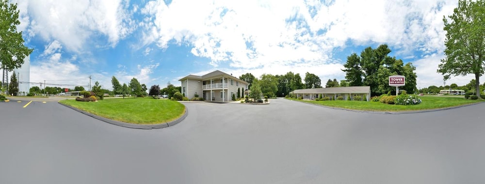 Tower Inn And Suites Of Guilford Madison - photo 9