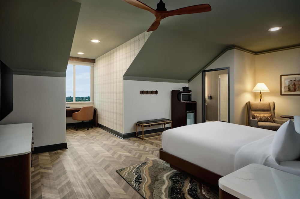 Tryon Riverfront Inn New Bern Tapestry - photo 16