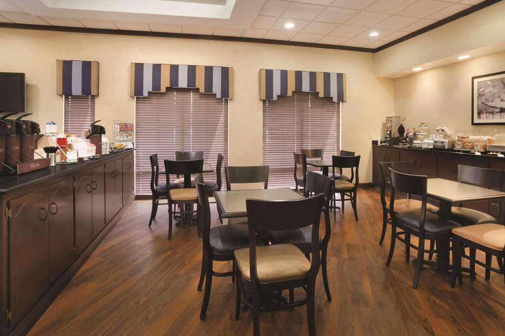 Park Inn by Radisson Albany GA - photo 13