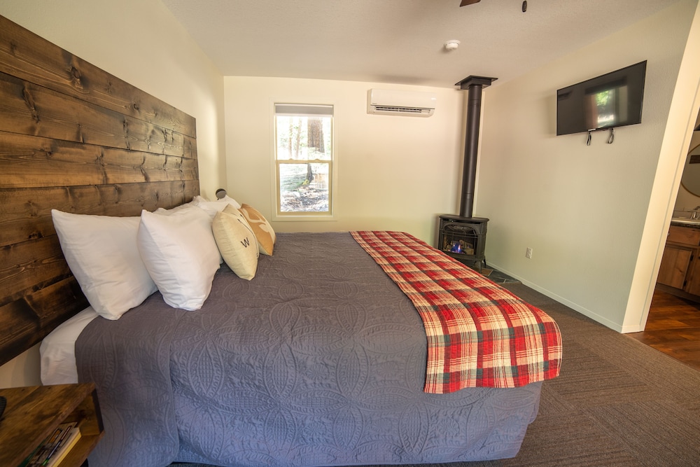 Eagle Cap Chalets - photo 17