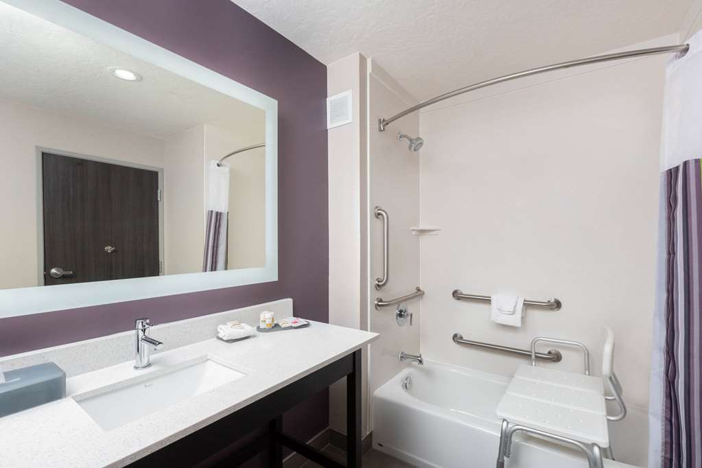 La Quinta Inn & Suites by Wyndham Kanab - photo 31