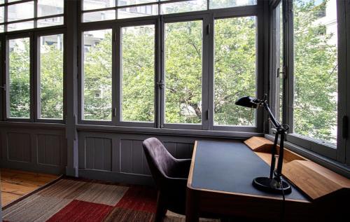 Tranquil 1BR Sololaki Apt By Wehost