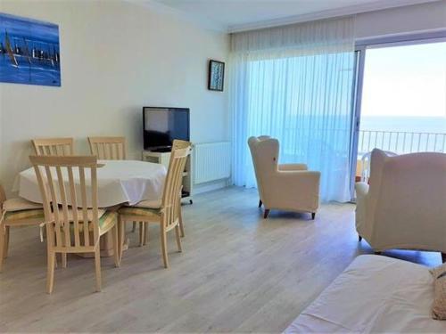 Apartment La Baule Appartement Face Mer — 4-Star Luxury Hotel in La Baule-Escoublac, France