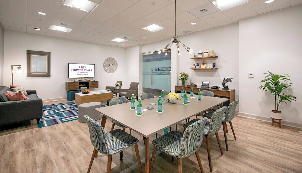 Crowne Plaza Ventura Beach by IHG - photo 128