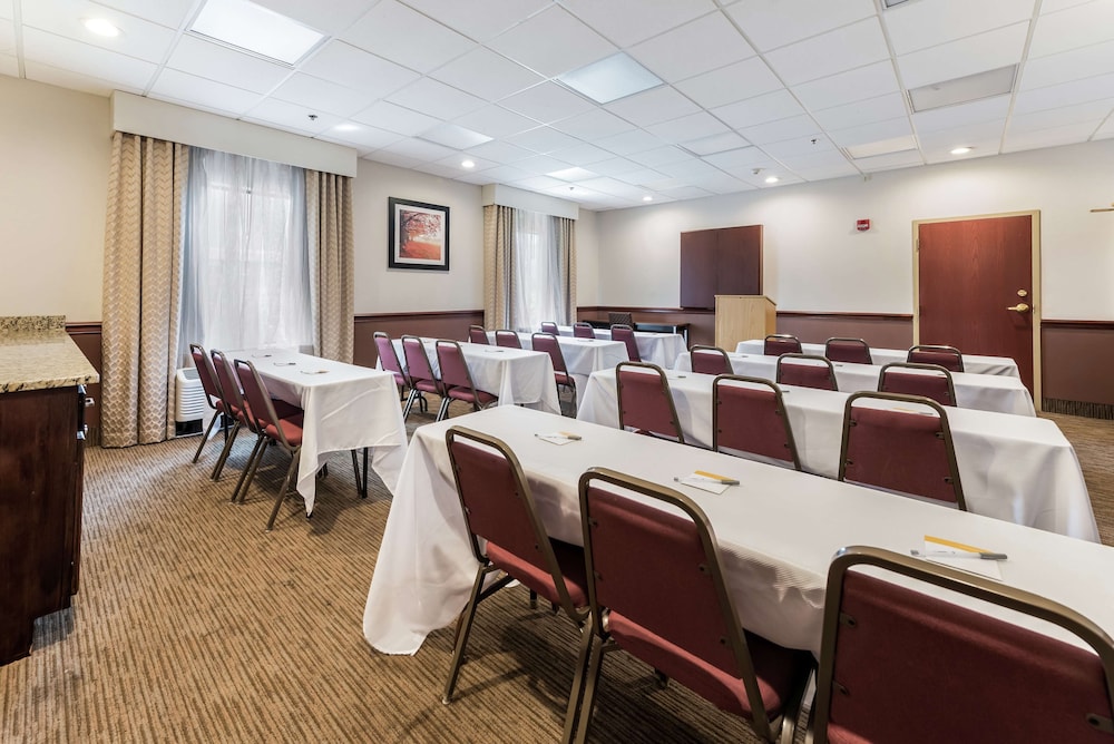 Hampton Inn by Hilton Columbus I 70E Hamilton Rd - photo 64
