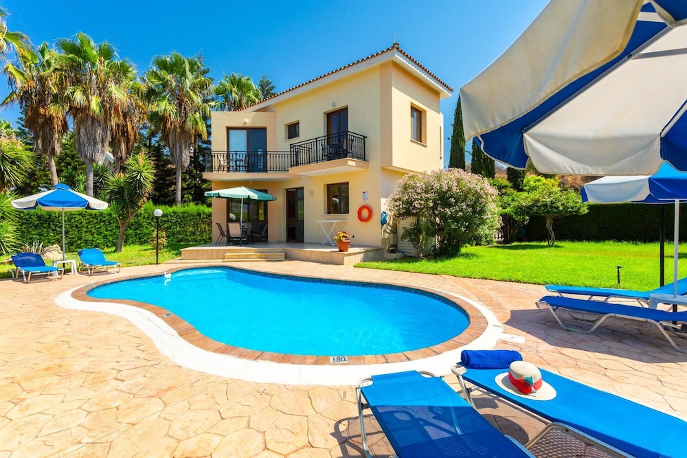 Villa Halima Fostira — 4-Star Luxury Hotel in Polis, Cyprus